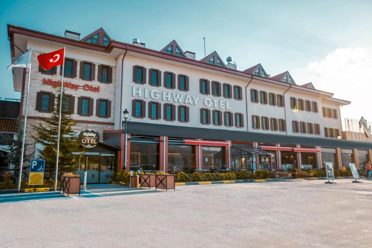 Highway Otel Elmalik   ภายนอก รูปภาพ