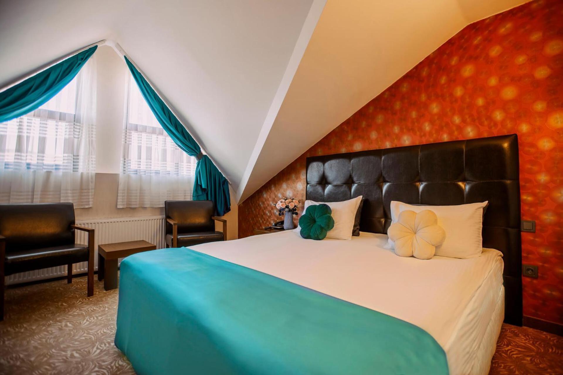 Highway Otel Elmalik   ภายนอก รูปภาพ
